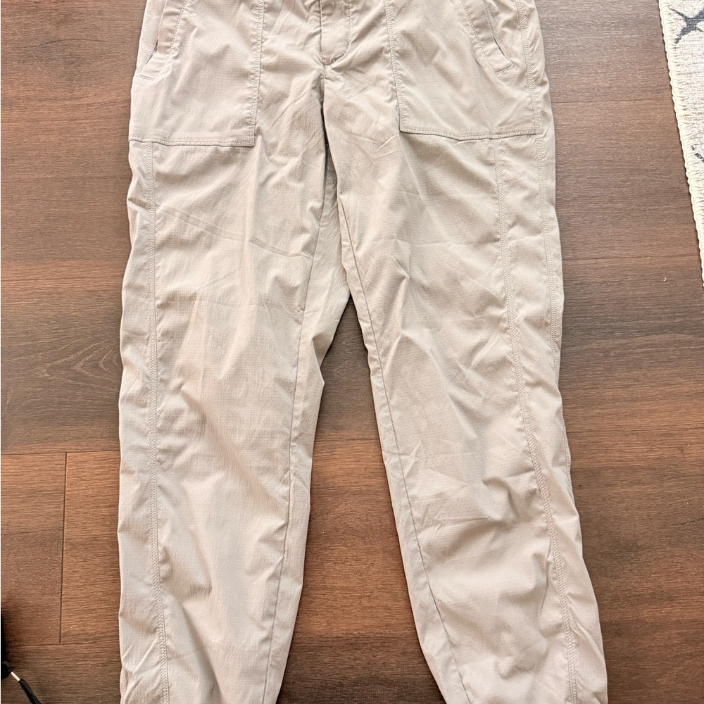 Athleta Trekkie Jogger - Taupe